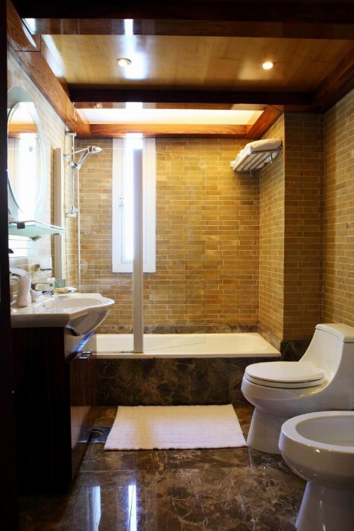Lahoya Suites image 4
