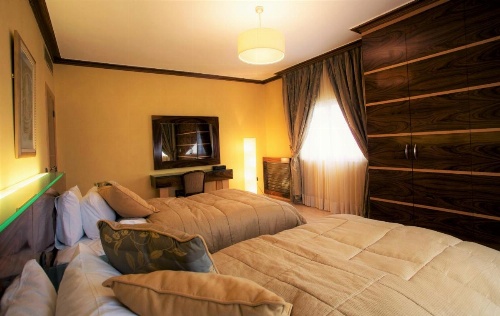Lahoya Suites image 3
